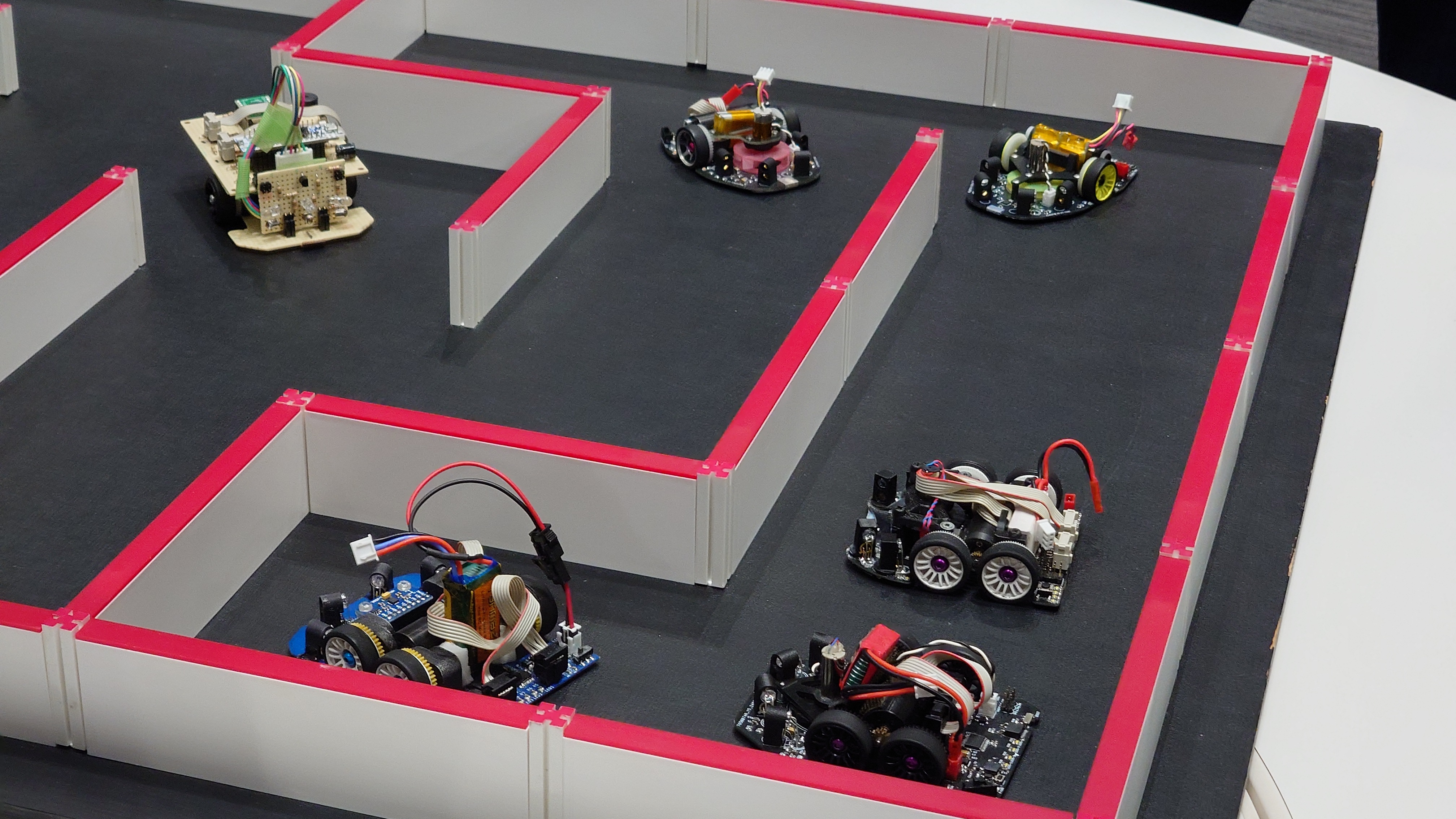 早稲田大学マイクロマウスクラブの画像