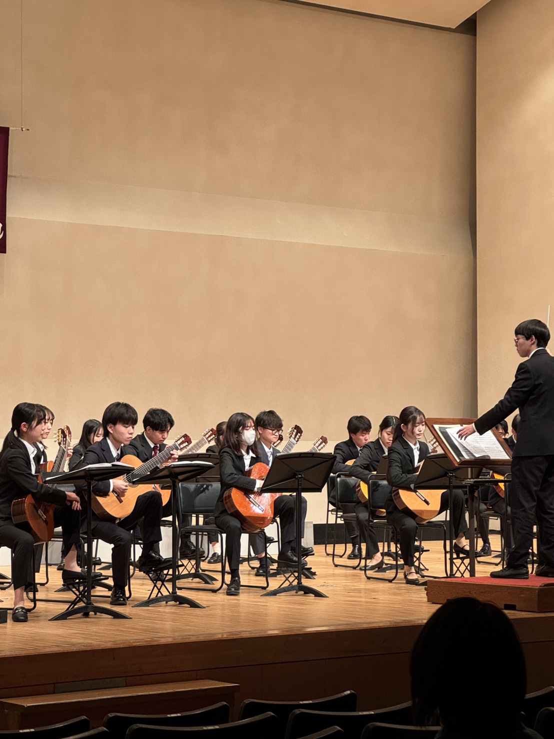 早稲田大学アンサンブルギタールの画像